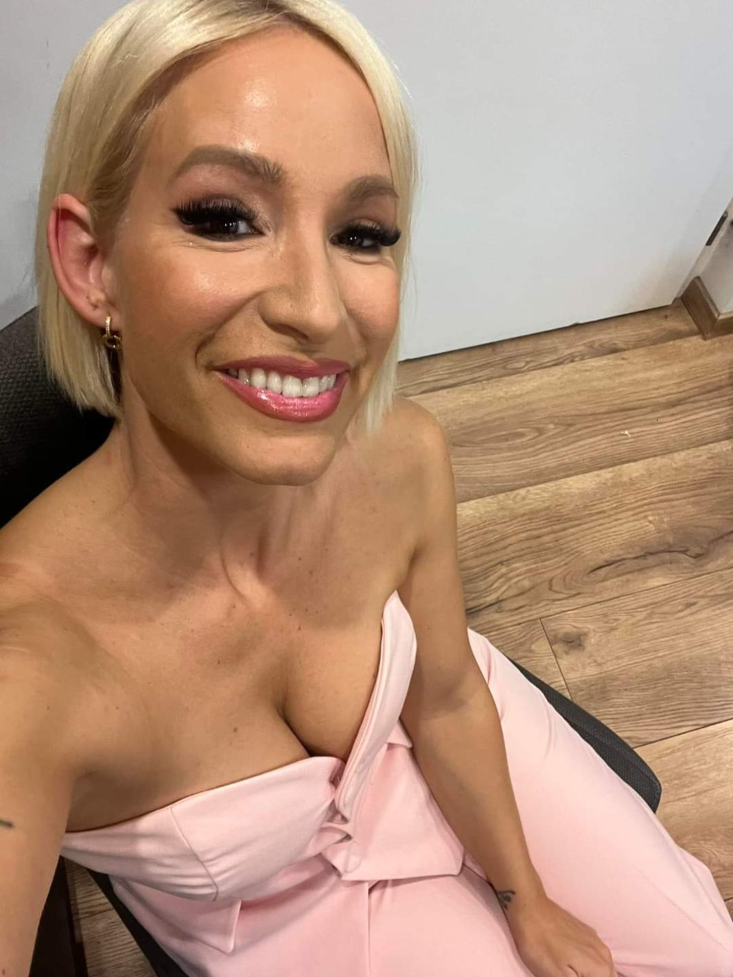 Pevka Alya