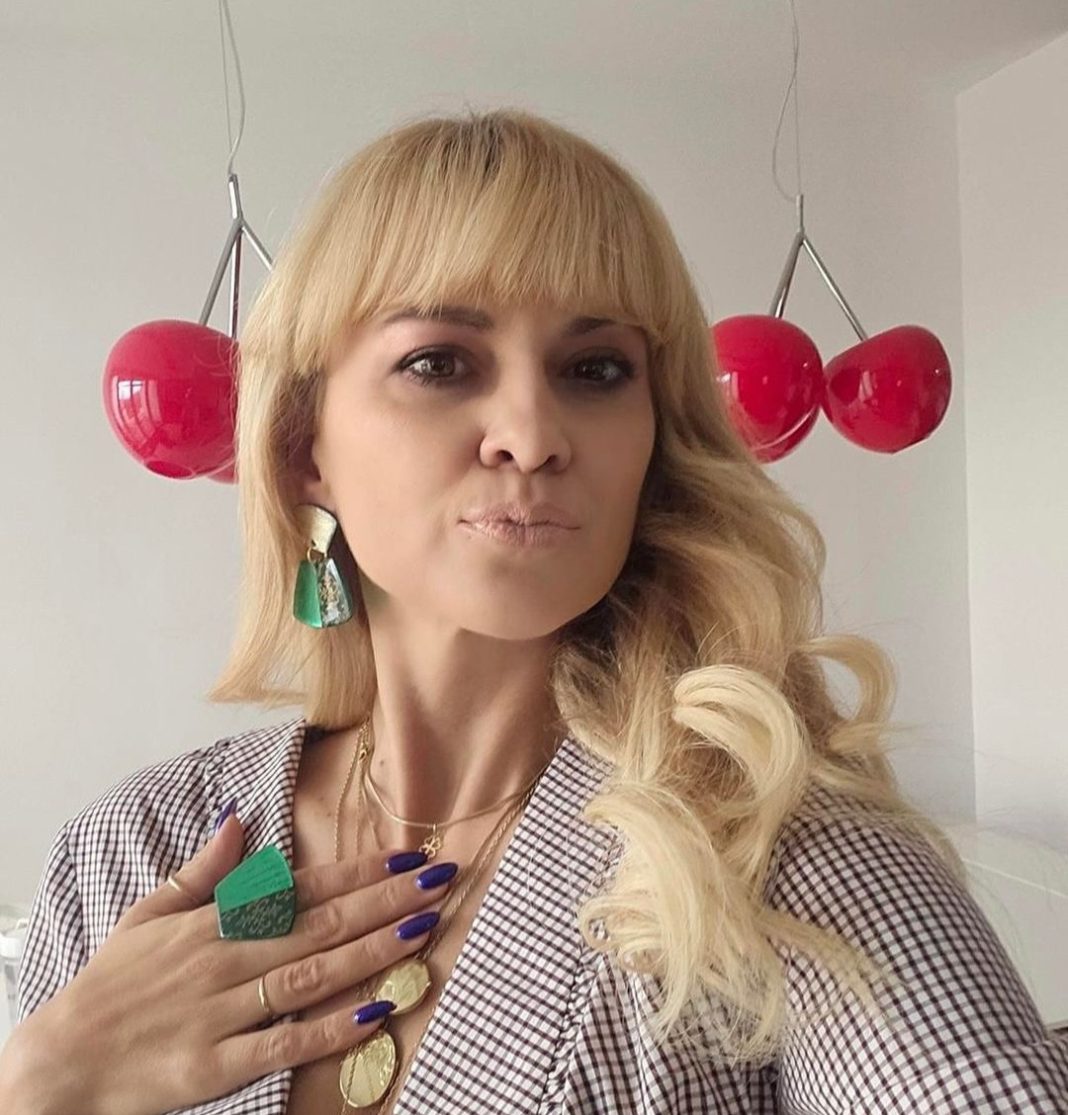 Nina O.