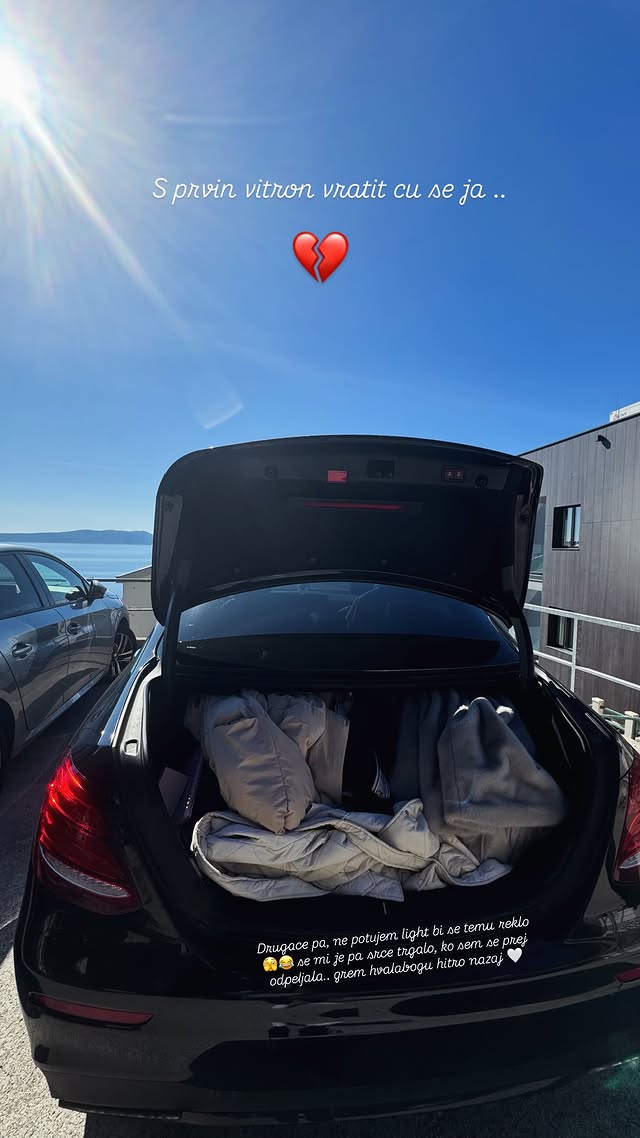 Laura Beranić in njeno zlomljeno srce ob odhodu. Vir: Instagram