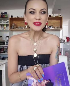 Nina Osenar je tole počela na nedeljsko popoldne z možem