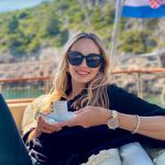 Ujeli smo Iryno Osypenko v kopalkah in njena postava …