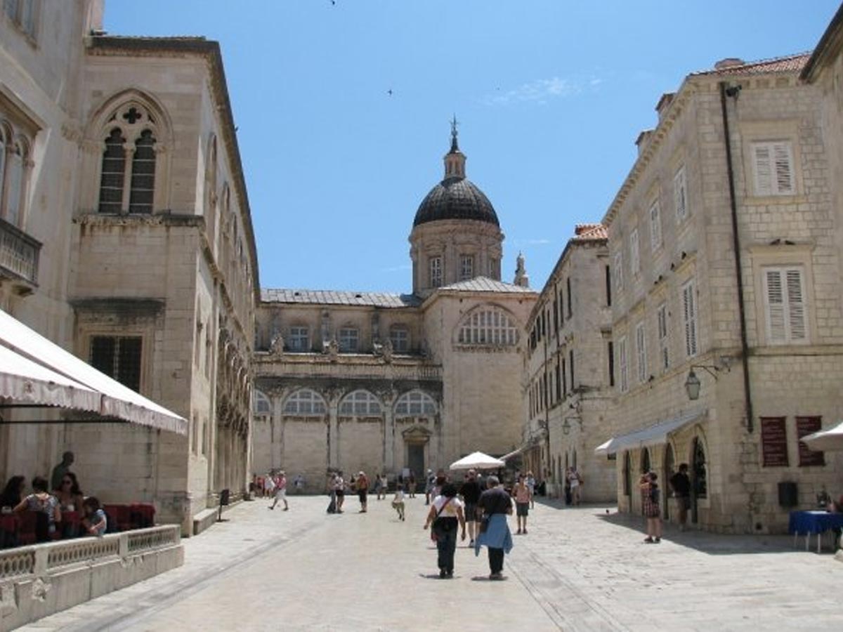 Dubrovnik je priljubljeno mesto na Hrvaškem. Vir: Instagram