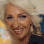 Kaj se dogaja s postavo Alenke Godec?