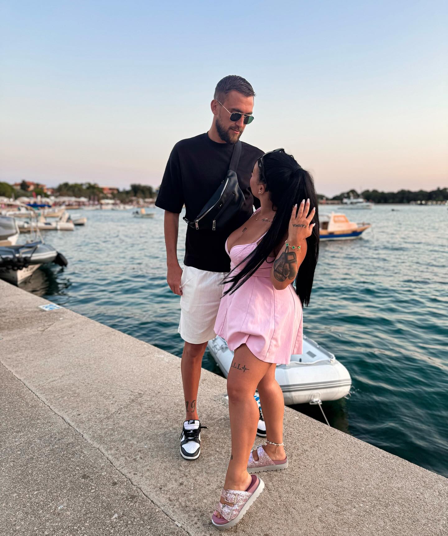 Laura Beranič in njen partner. Vir: Instagram