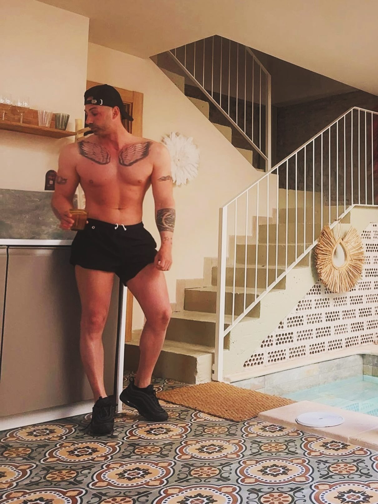 Sandi ima zelo izklesano telo. Vir: Instagram