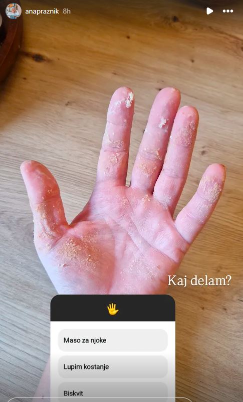 Ana Praznik si je umazala roke. Vir: Instagram