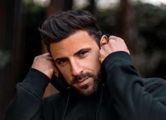 Gregor Čeglaj (Sanjski moški) je za darilo dobil prestižni avtomobil, o katerem mnogi lahko samo sanjajo
