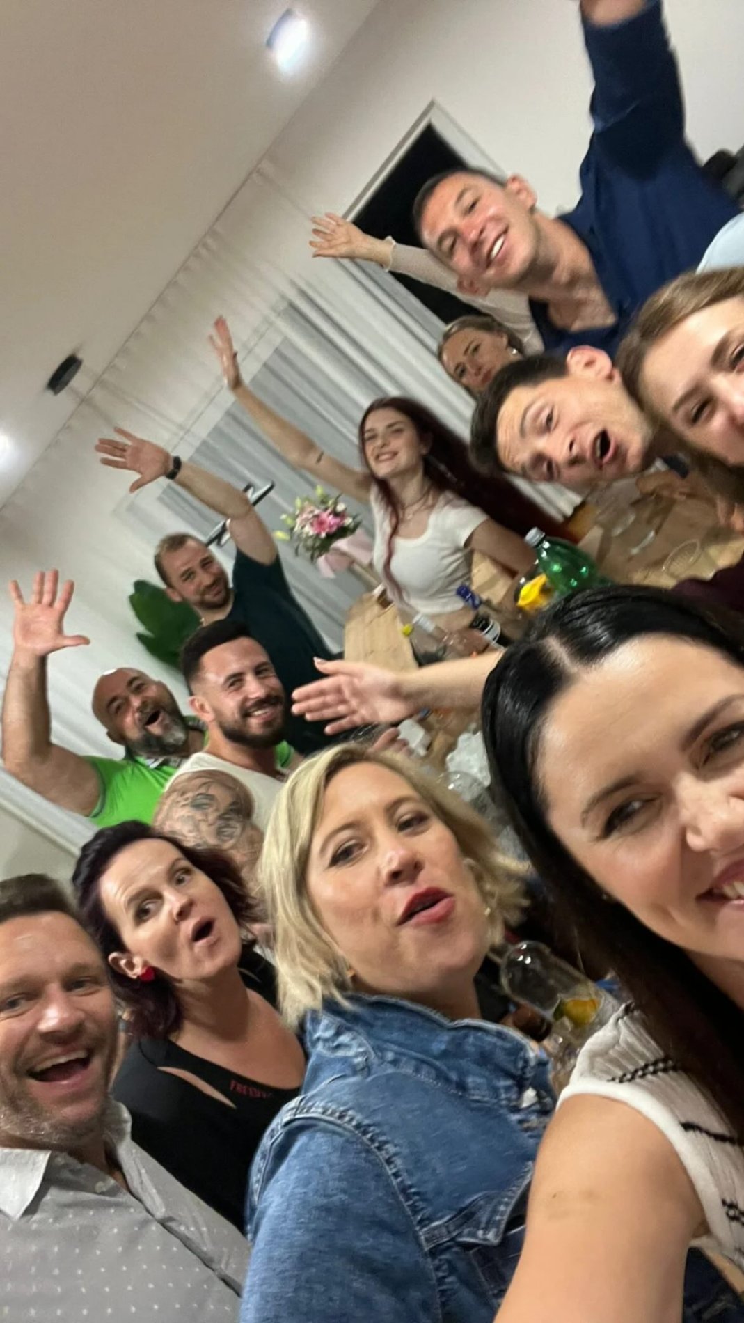 Zabava v eksperimentu Poroka na prvi pogled. Vir: Instagram