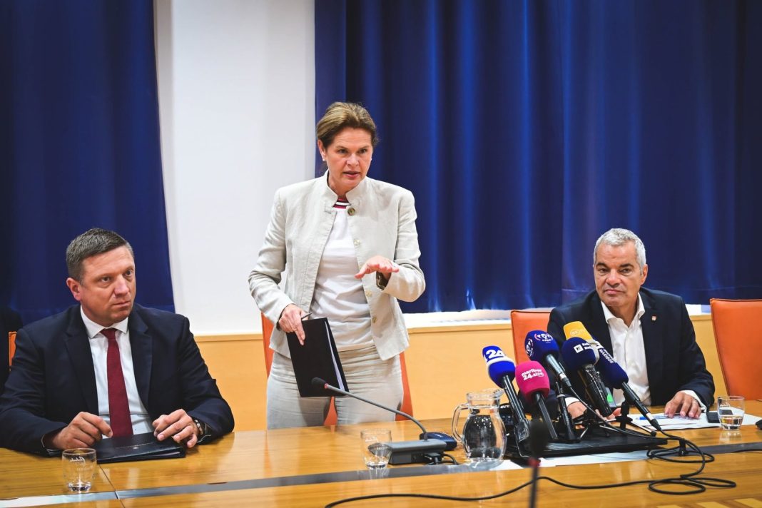 Alenka Bratušek (2)