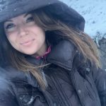 Jasna Kuljaj v družbi z znanim voditeljem s steklenico šampanjca …