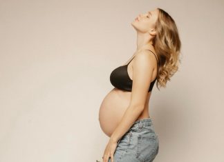 Anamaria Goltes šokirala javnost, ko je pokazala svoje telo v kopalkah po drugi nosečnosti