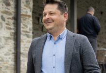 Luka Jezeršek je z ženo odšel, razlog pa je Domen Prevc