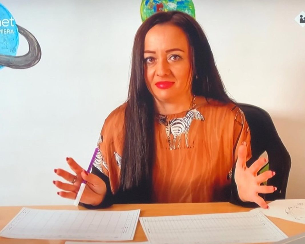 Renata-Saje Renata-Saje