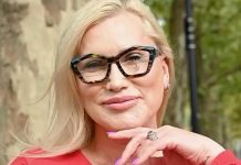 Salome ujeta na stranišču, fotografije so javne