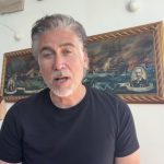 Jan Plestenjak se je na dogodku pojavil v takem stanju, da so ga opazili vsi