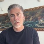 Jan Plestenjak je z objavo razburil oboževalce