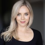 Katarina Čas se je poročila, do oltarja jo je spremil Jurij Zrnec