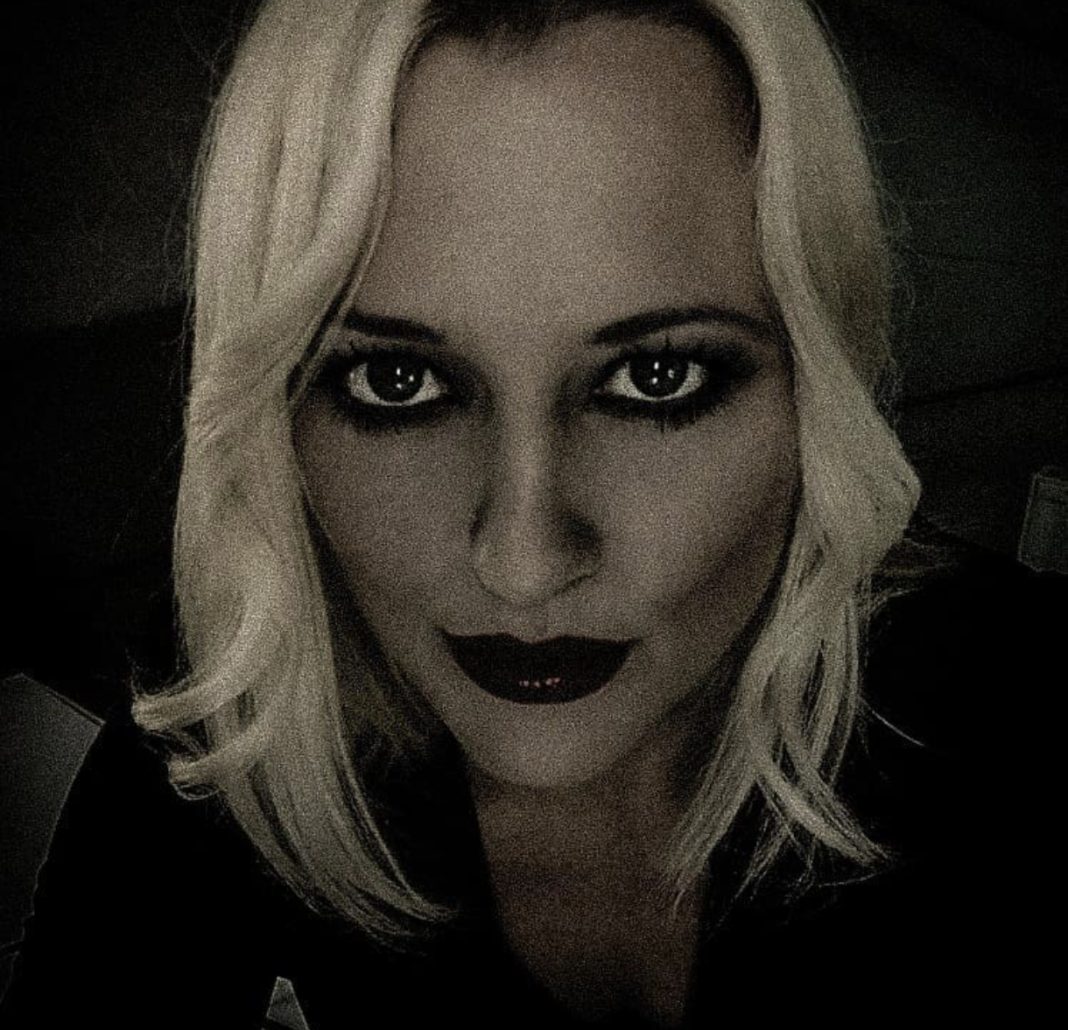 Mirna R.