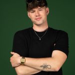 Juš Čop (Kmetija) je v to vpletel celo svojo babico