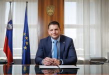 Zoran Stevanović pokazal vse tri sinove, eden je javnosti čisto neznan zoran stevanovic