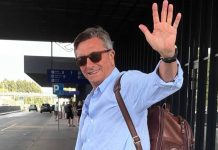 Borut Pahor znova presenetil, tokrat je jahal laboda