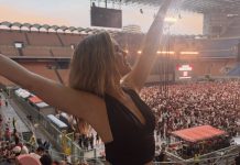 Nika Zorjan je s fotografijo v kopalkah očitno očarala Sanjskega moškega! Ne boste verjeli katerega