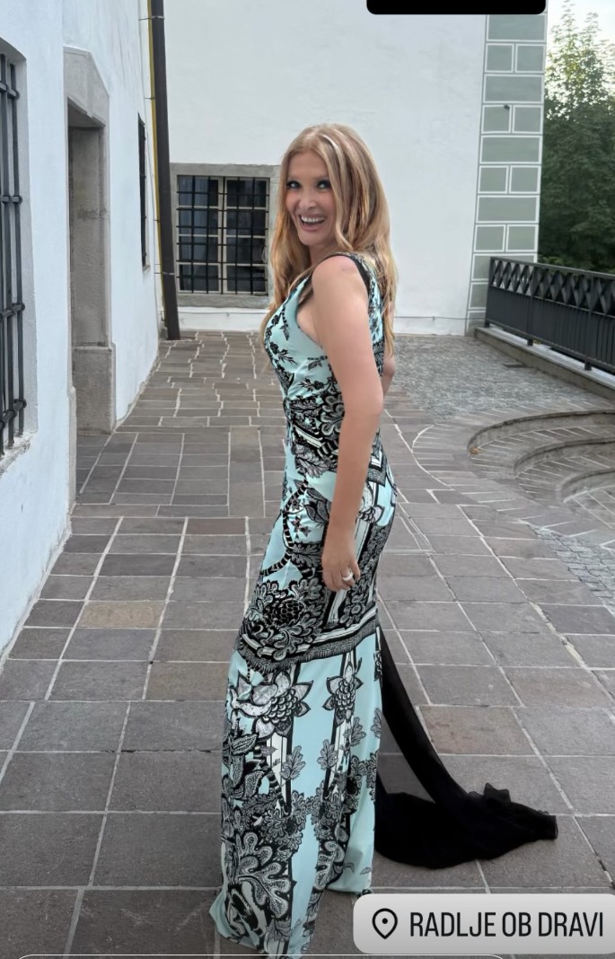 Helena Blagne je bila bleščeča. Vir: Instagram