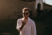 Kot kaže, se je eden boljših igralcev pri nas, Tine, znašel v težavah, saj je sporočil, da …