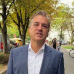 Po prvi obletnici zakona Robert Golob pokazal, kako je pri njima videti običajno jutro