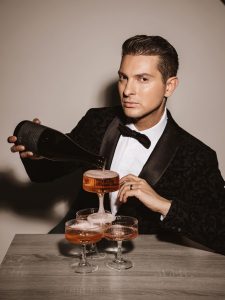 Damjan Murko pokazal svojo družino ob dvojnem praznovanju, sin Tiar je že pravi mladenič