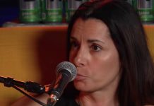 Jana Morelj v objemu slovenskega pevca, ki ga dolgo nismo videli