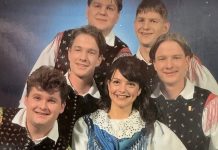 Prepoznate slovensko glasbenico na fotografiji? Danes jo pozna vsa Slovenija Natalija Verboten, Ansambel Rosa